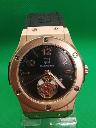 True Worth Rose Gold Men’s Watch – Luxury Sport Style with Black Dial